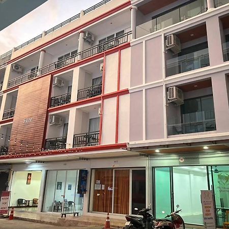 Praew Mansion Otel Kamala Plajı Dış mekan fotoğraf