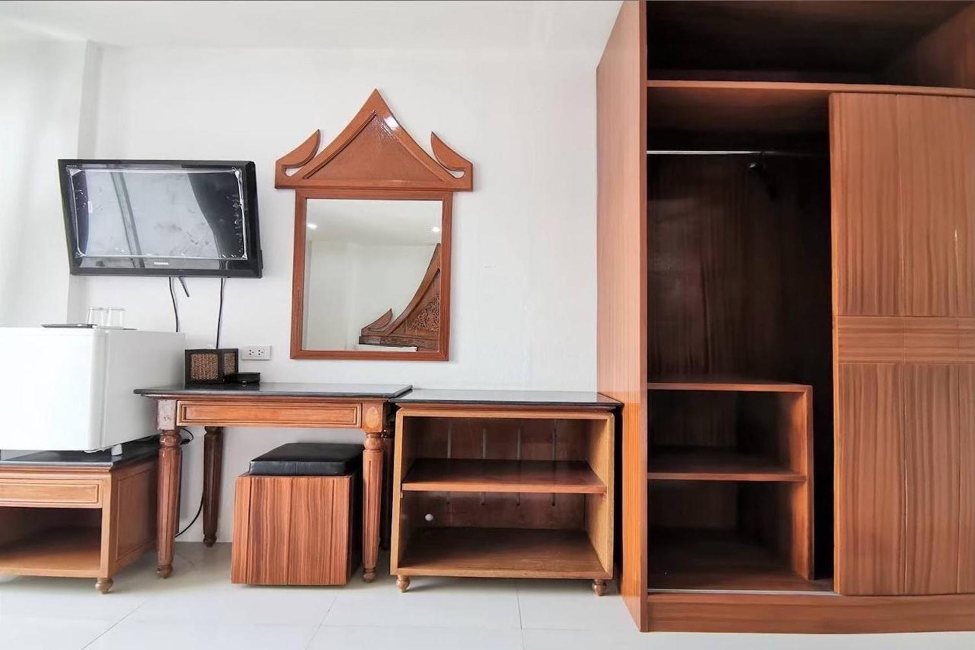 Praew Mansion Otel Kamala Plajı Dış mekan fotoğraf