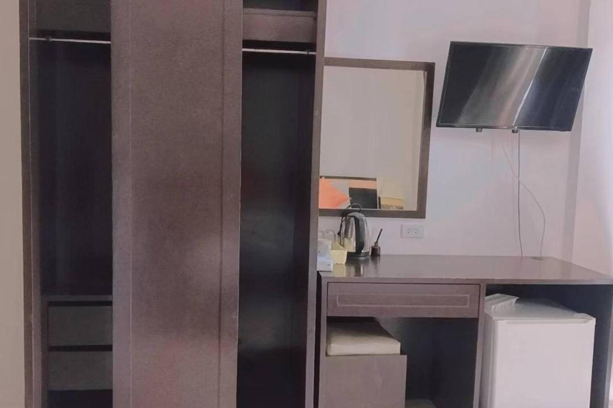 Praew Mansion Otel Kamala Plajı Dış mekan fotoğraf